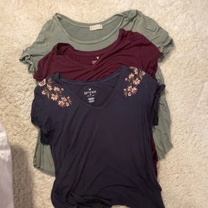 Set of 3 soft and sexy t-shirts